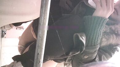 商场女厕全景偷拍多位漂亮小姐姐嘘嘘❤️各种美鲍鱼完美呈现 (8)